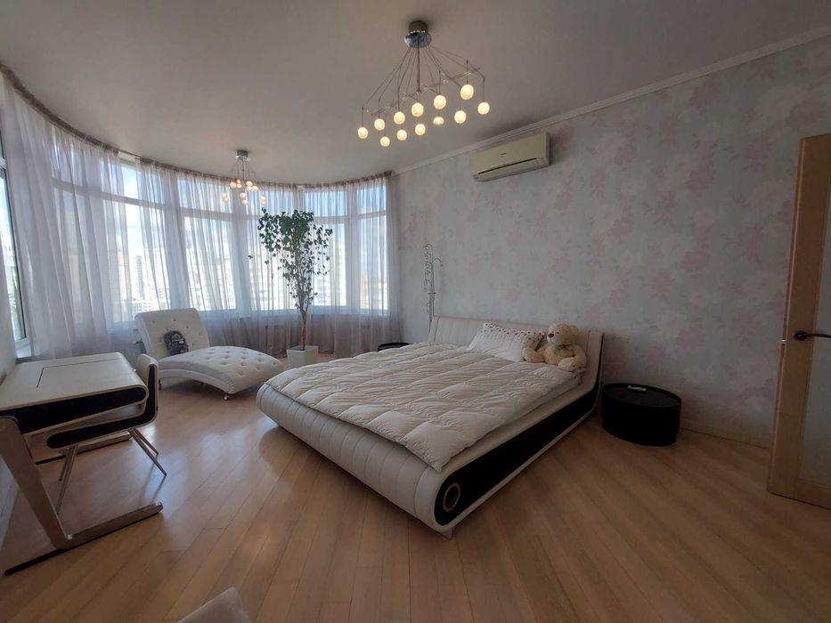 Оренда дворівневої 3к, Дмитрівська, 69,ЖК Златоустівський