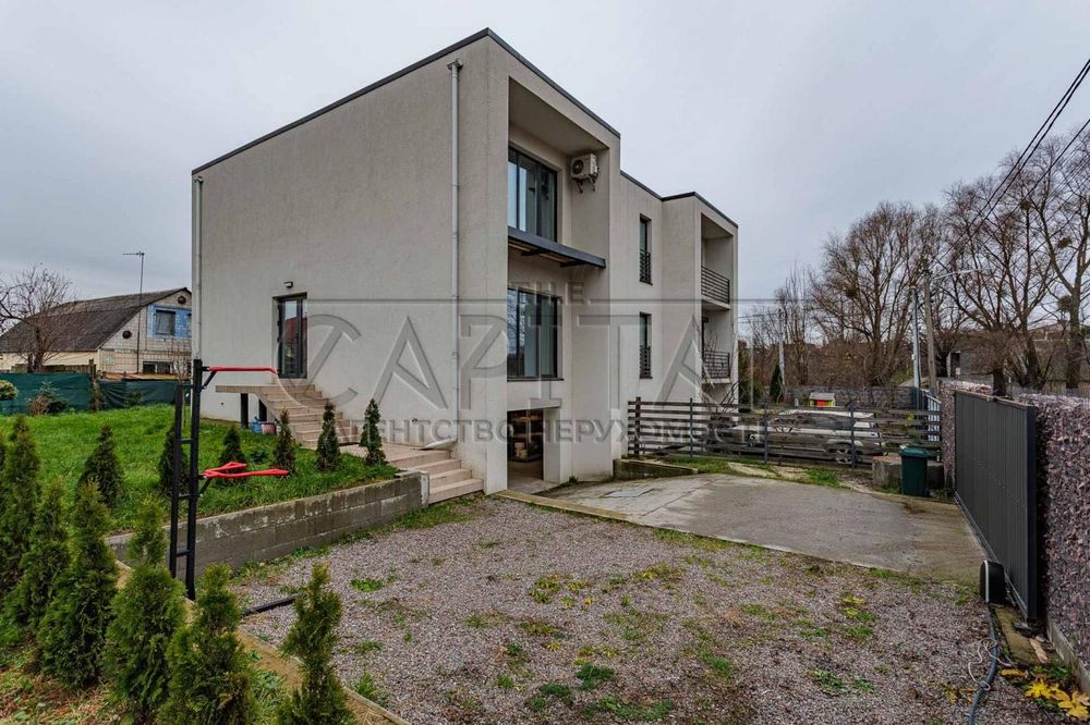 Продажа дома (дуплекс) р-н Жуляны Срочная продажа Держпрограмы ДА