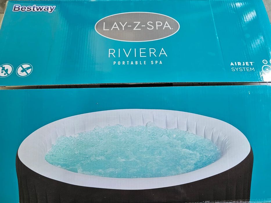 Jacuzzi LAY-Z-SPA Riviera