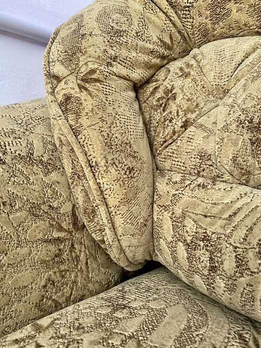 Продається розкладний диван.