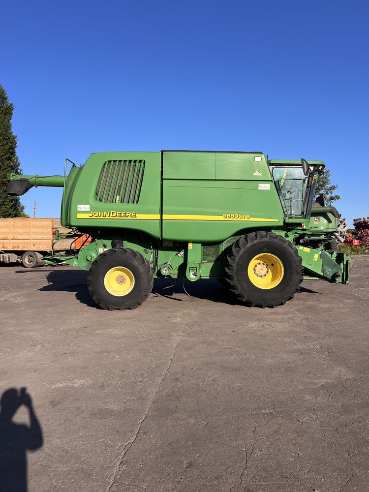 Комбайн John Deere 9880 sts