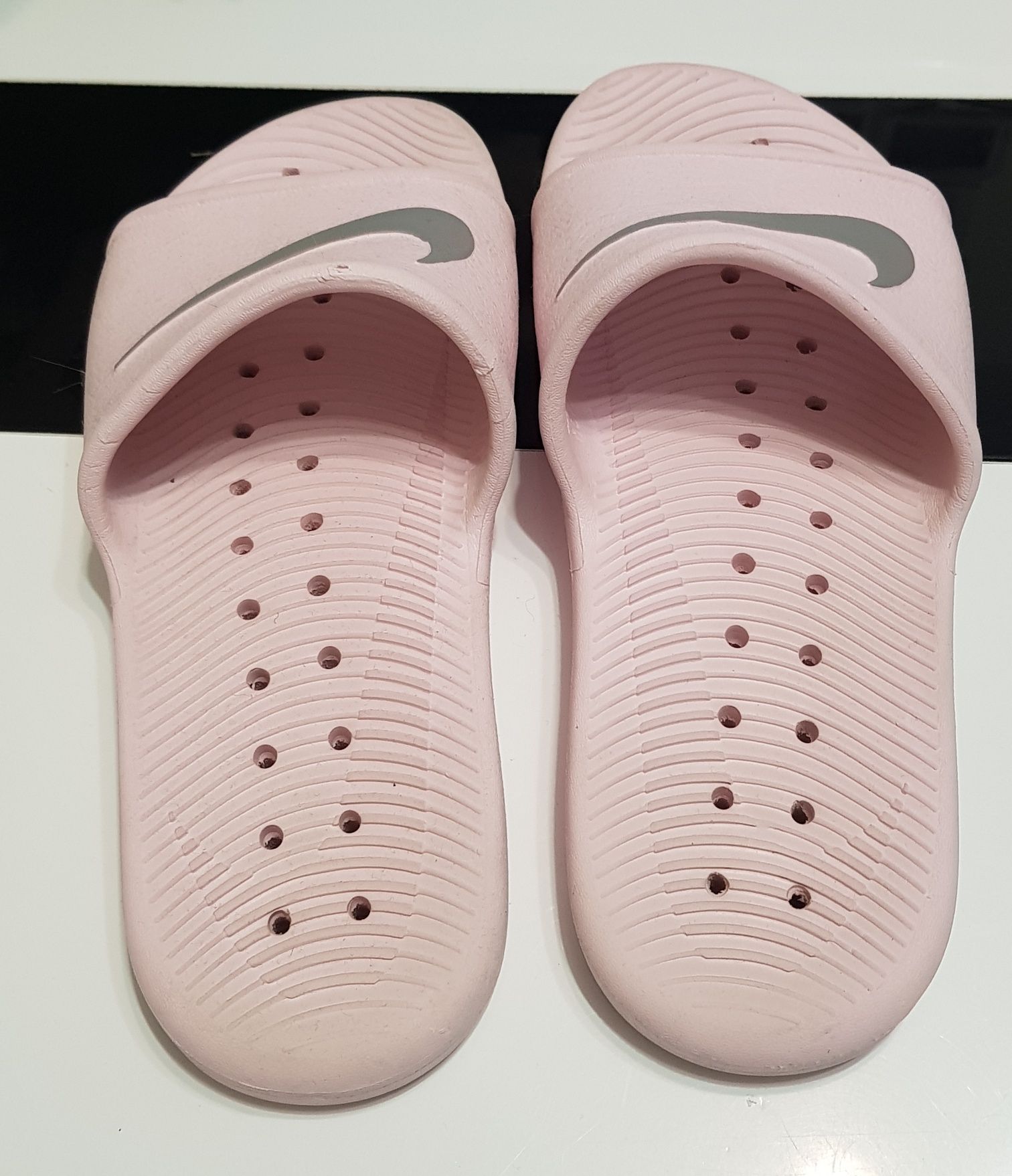 Klapki damskie NIKE shower KAWA pink r. 37 /38 / wkładka 24 cm