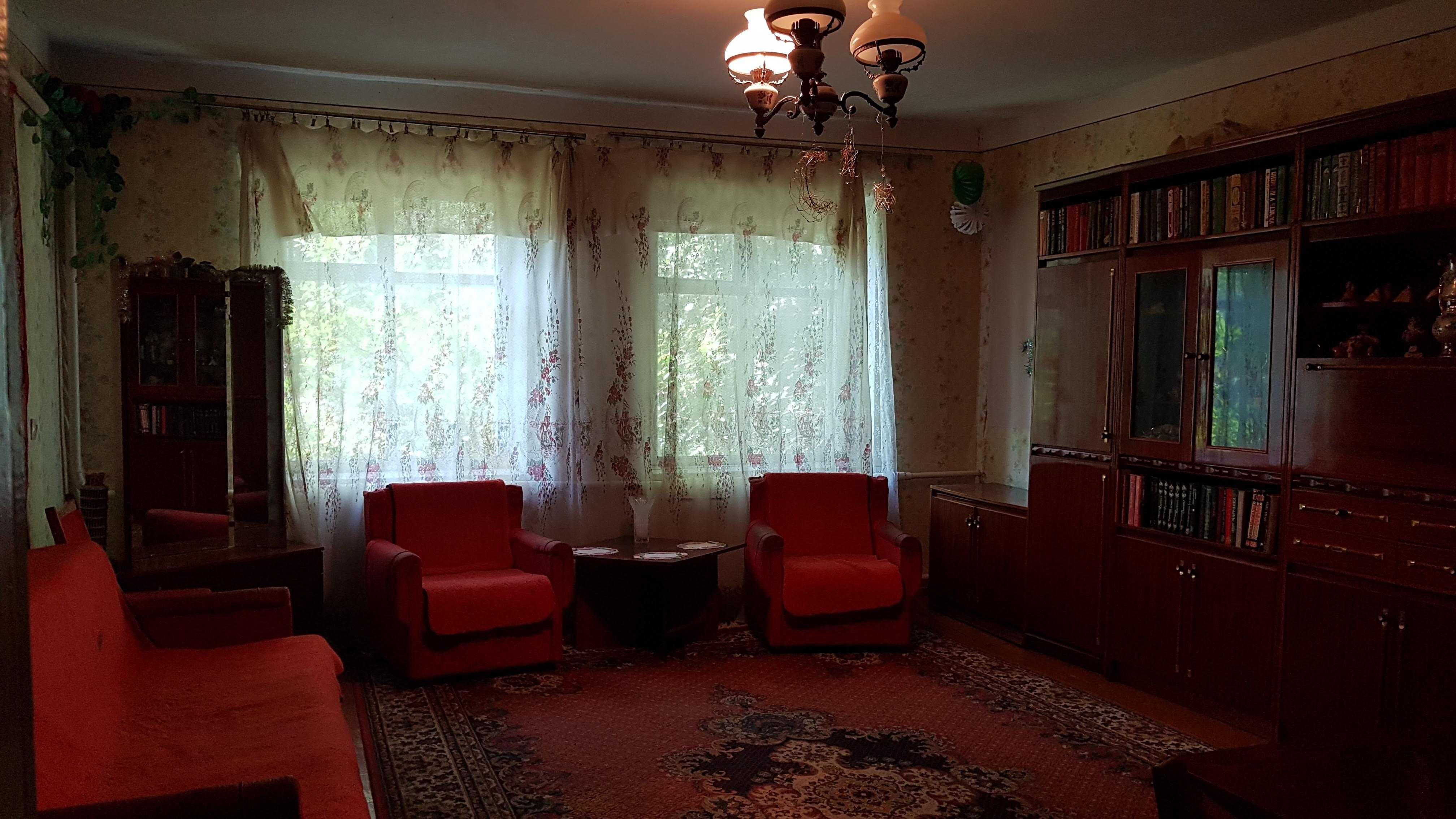 Продається будинок смт.Опішня