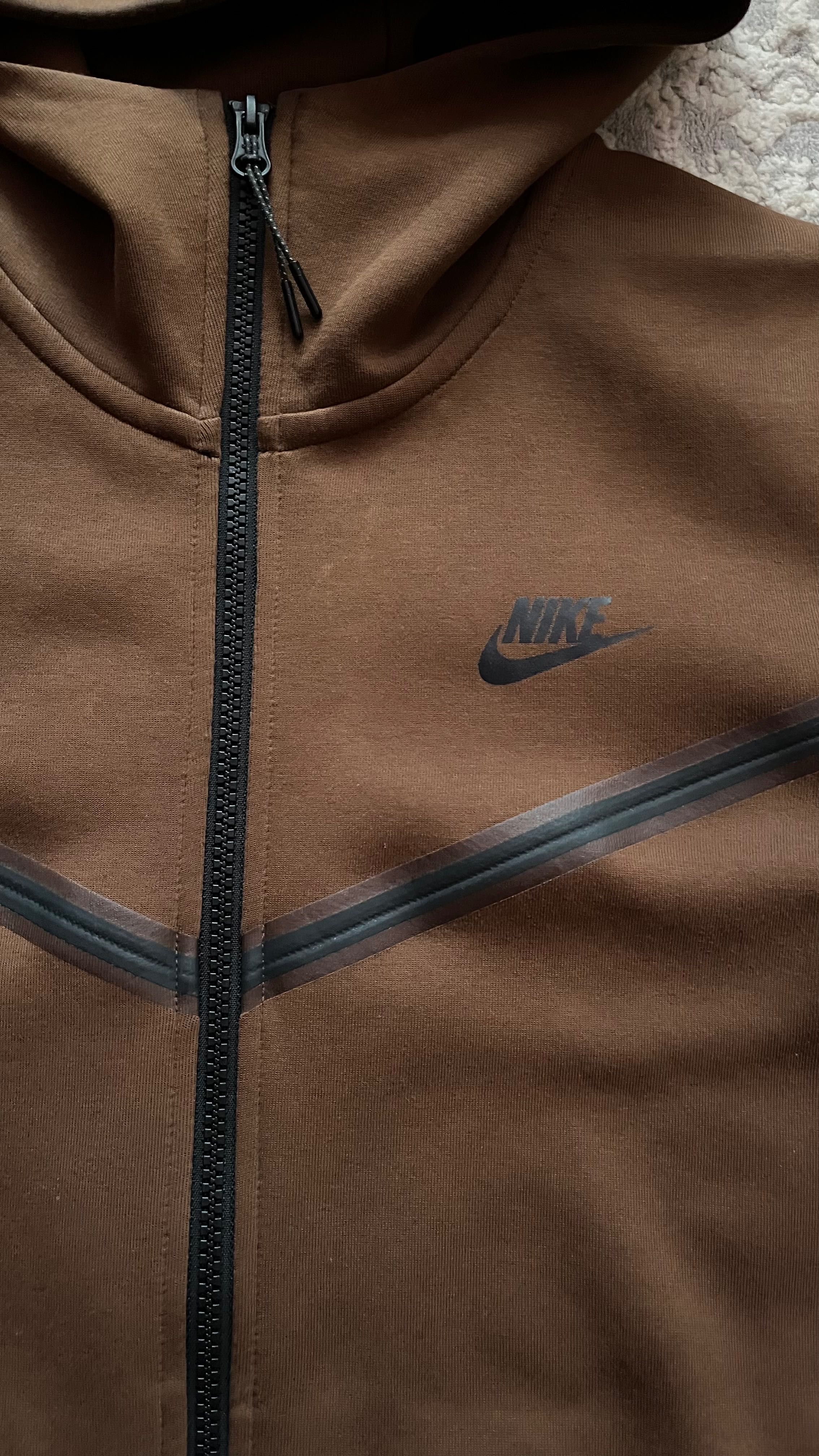 nike tech fleece m size