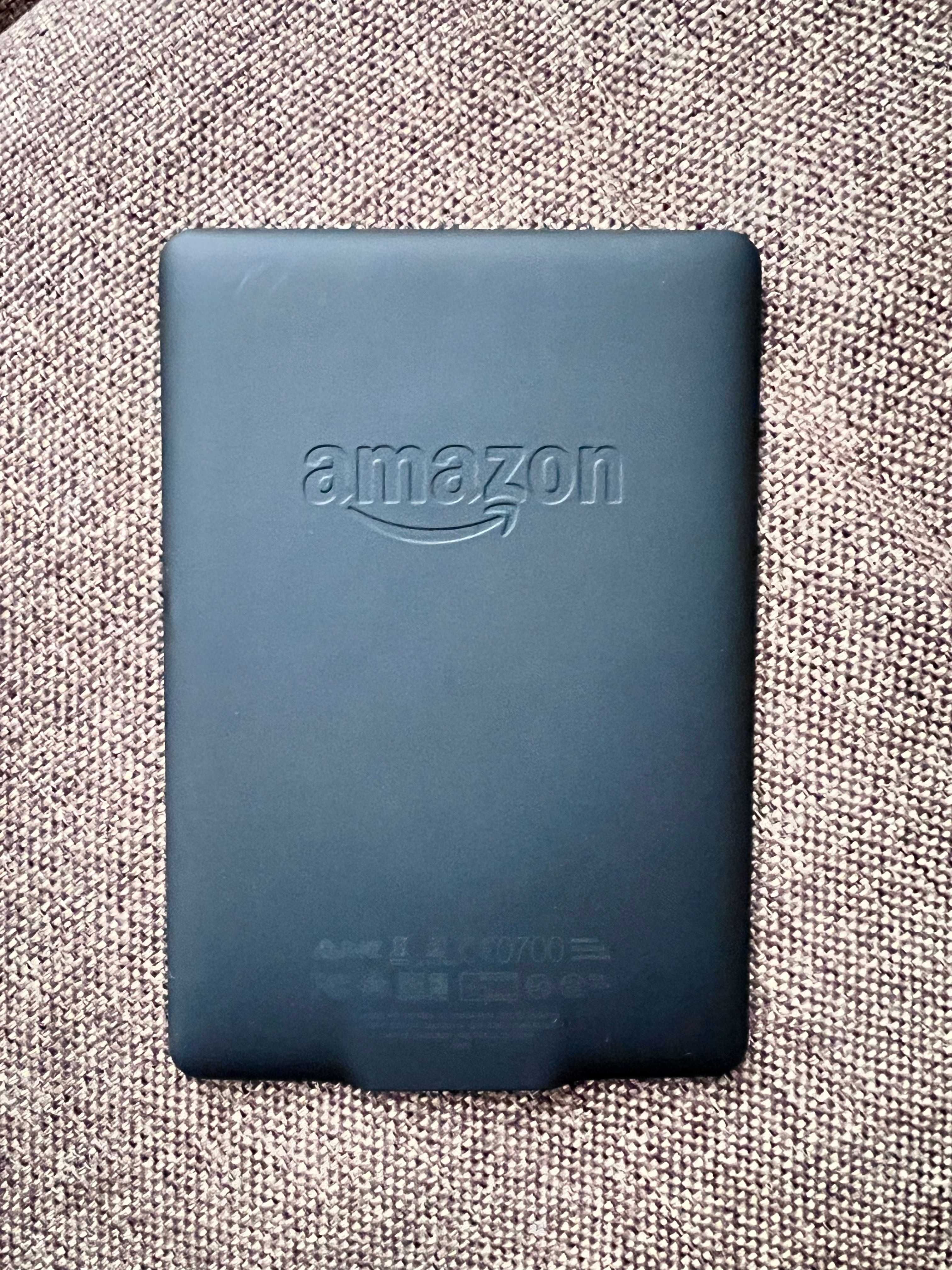 Amazon Kindle Paperwhite (7th Generation) 4GB, Wi-Fi, 6in, Чорний