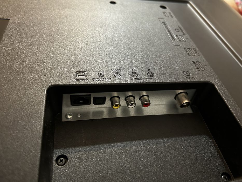 Xiaomi TV L43M5-5A ( на запчастини ) .