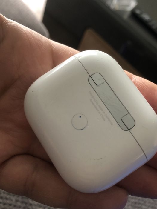 Etui / Case ładujący AirPods gen 3