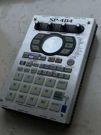 Roland SP-404 sampler groovebox legendarny instrument