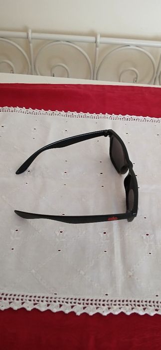Oculos espelhados EDP, novos