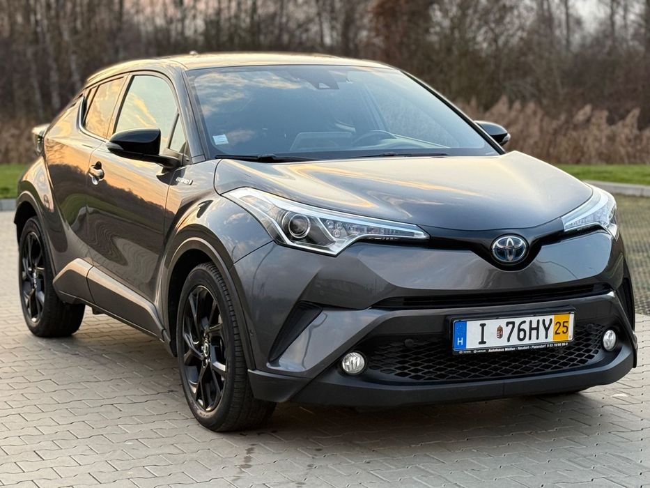 Toyota C-HR 2018 • 1.8 Hybrid • 103 tys. km • Bezwypadkowa • Oryginał lakier