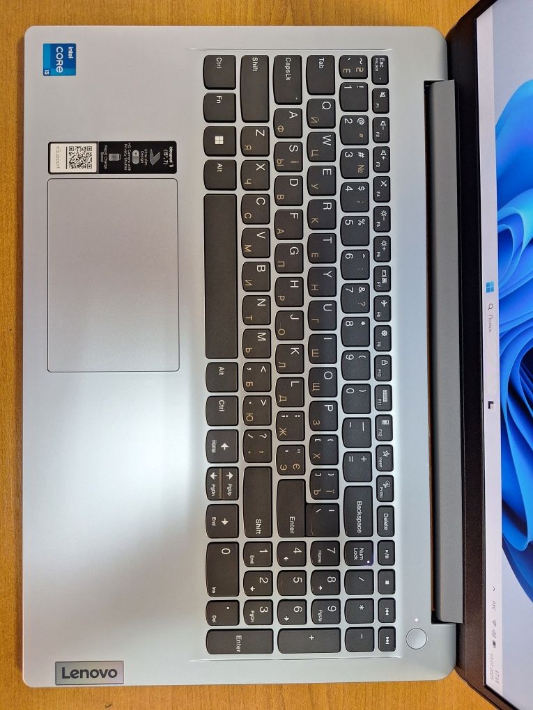 Lenovo IdeaPad 1 15IAU7 i5-1235U Iris Xe Graphics 2Gb DDR4 16Gb