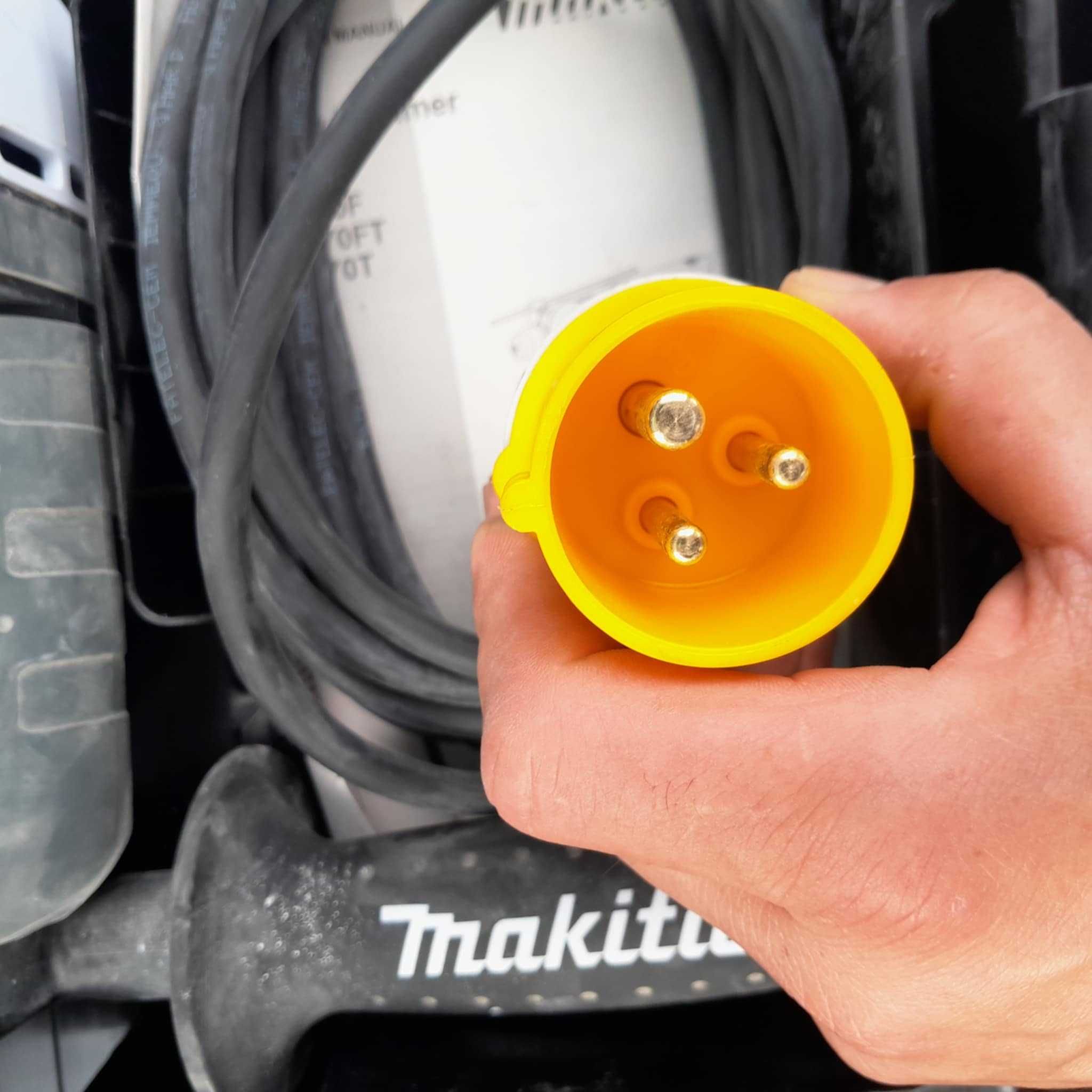 Młotowiertarka Makita hr2470WX SDS Plus 780 W 110v