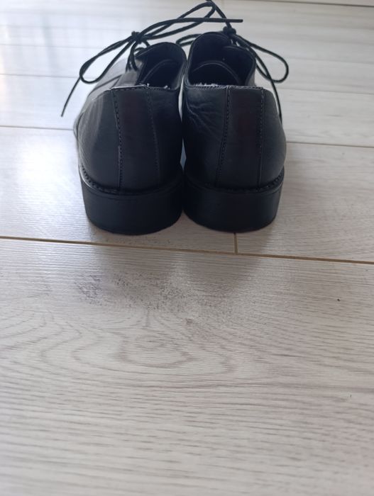 Skórzane, eleganckie półbuty męskie 44