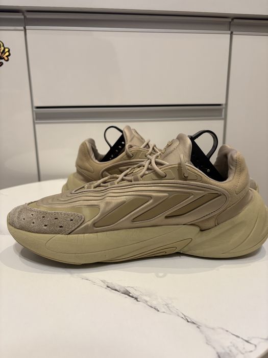 Adidas Ozelia beżowe świetny stan