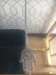 Colar prateado hamsa