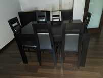Mesa Extensível com 6 cadeiras