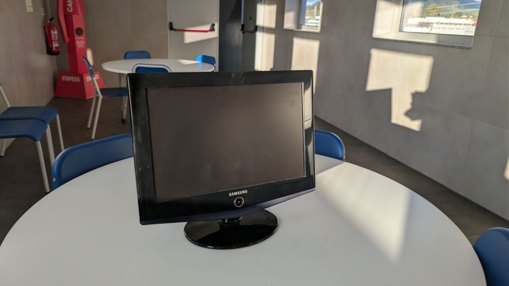 Monitor\televisão Samsung de 19 polegadas