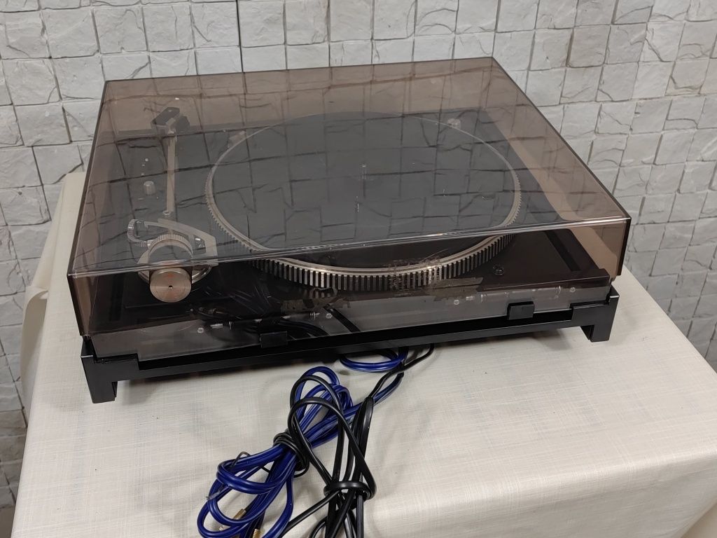 Dual CS-731Q Wysokiej klasy gramofon automatyczny z napędem bezpośredn