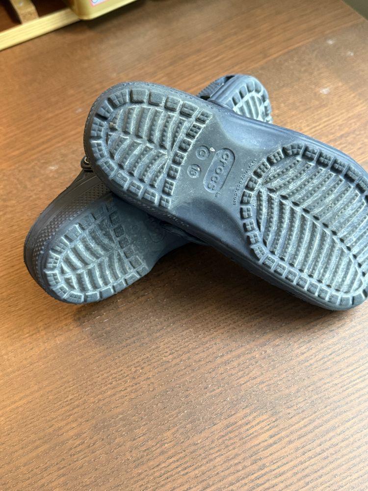 Crocs azul escuro originais