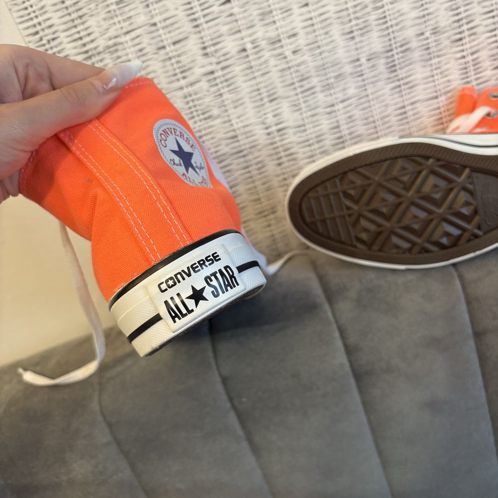 Trampki converse neonowe