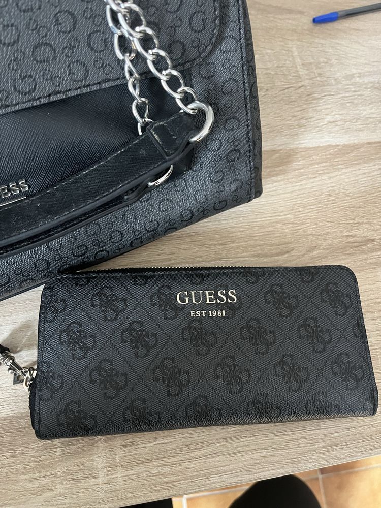 Bolsa da Guess com carteira