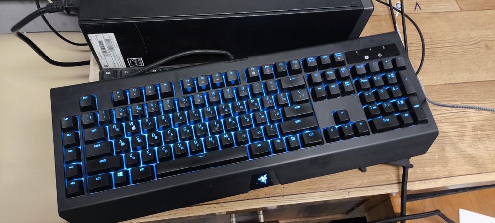 Razer BlackVindow Chroma V2
