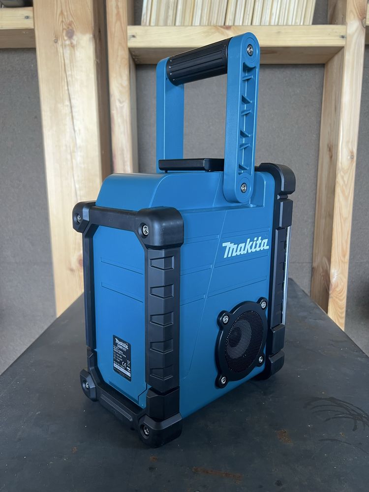 Radio Makita DMR107