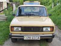 Продам машину ваз 2104