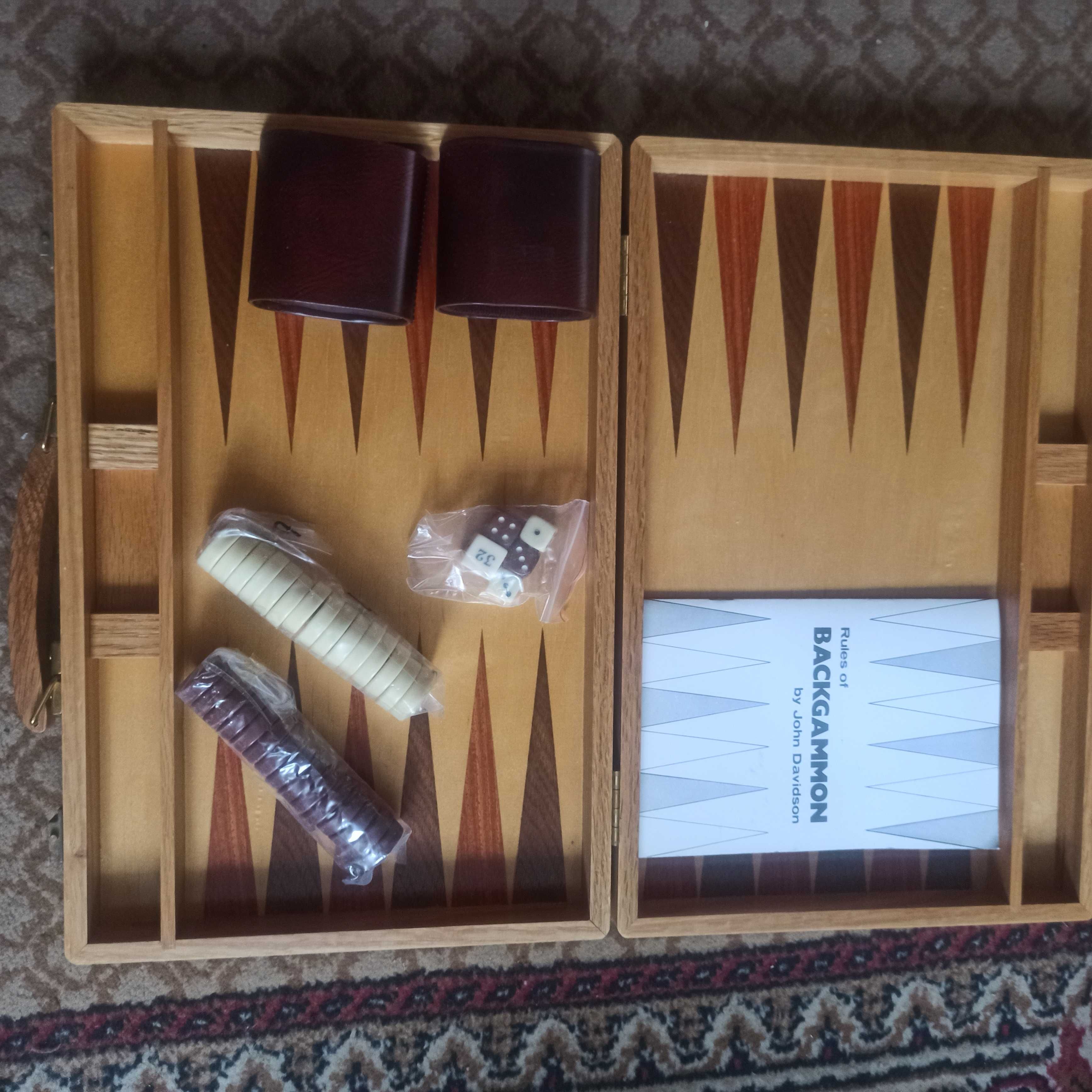 Набор дорожный. Нарды, шахматы, домино и др. игры. В кейсе.