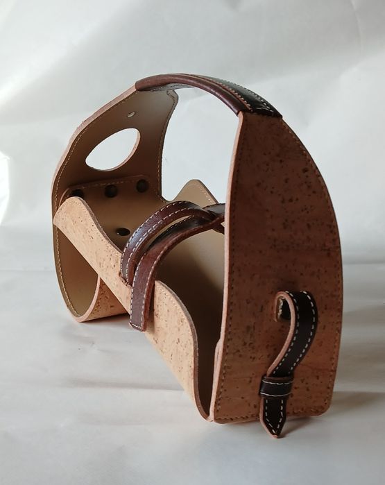 Suporte para garrafa em cortiça