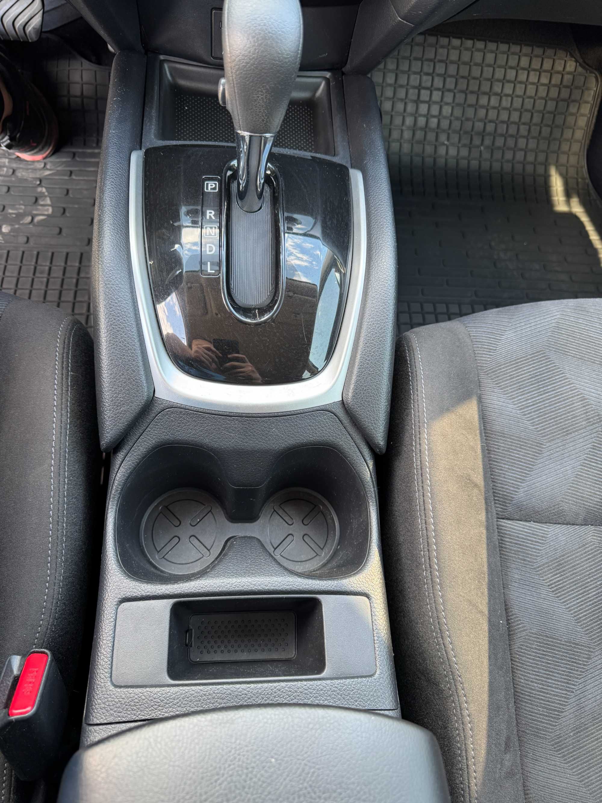 NISSAN ROGUE S 2015 AWD Повний привід
