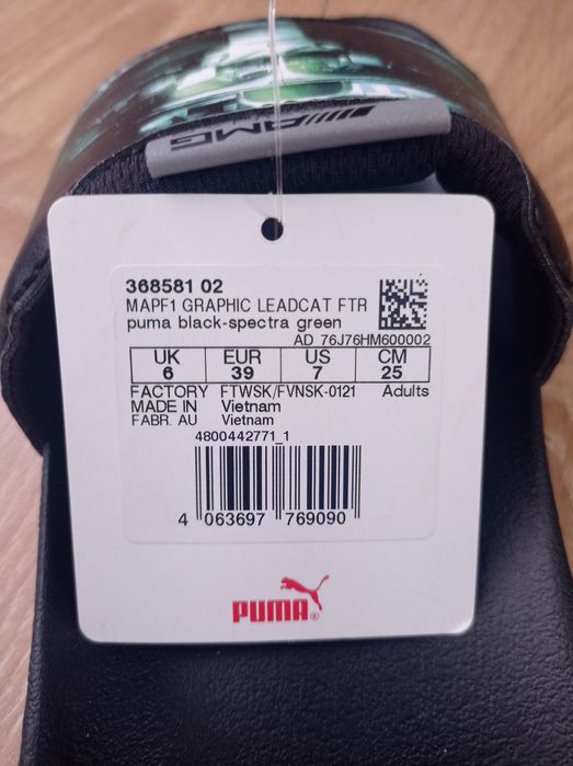 Chinelos Puma Mercedes mapf1