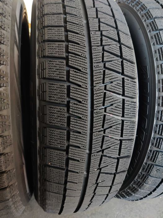 Bridgestone Blizzak R15 185 65 шини зимові преміум