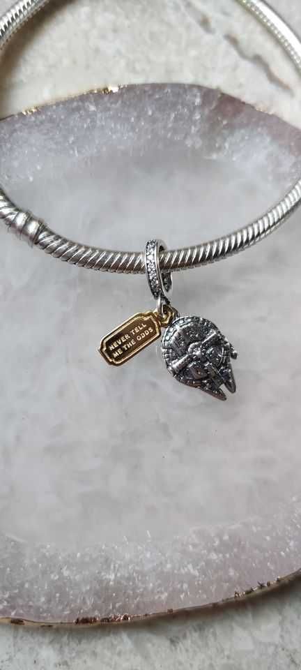 charms zawieszka srebro 925 Star Wars Sokół Millennium złoty napis