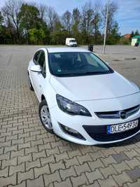 Opel Astra ST 1.4 benzyna, sprowadzony z Niemiec, stan bardzo dobry.