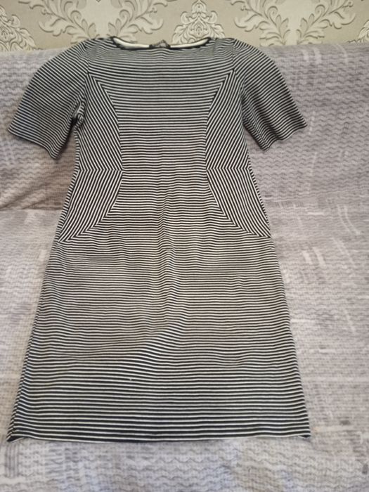 Жіночий одяг.Трикотажне плаття