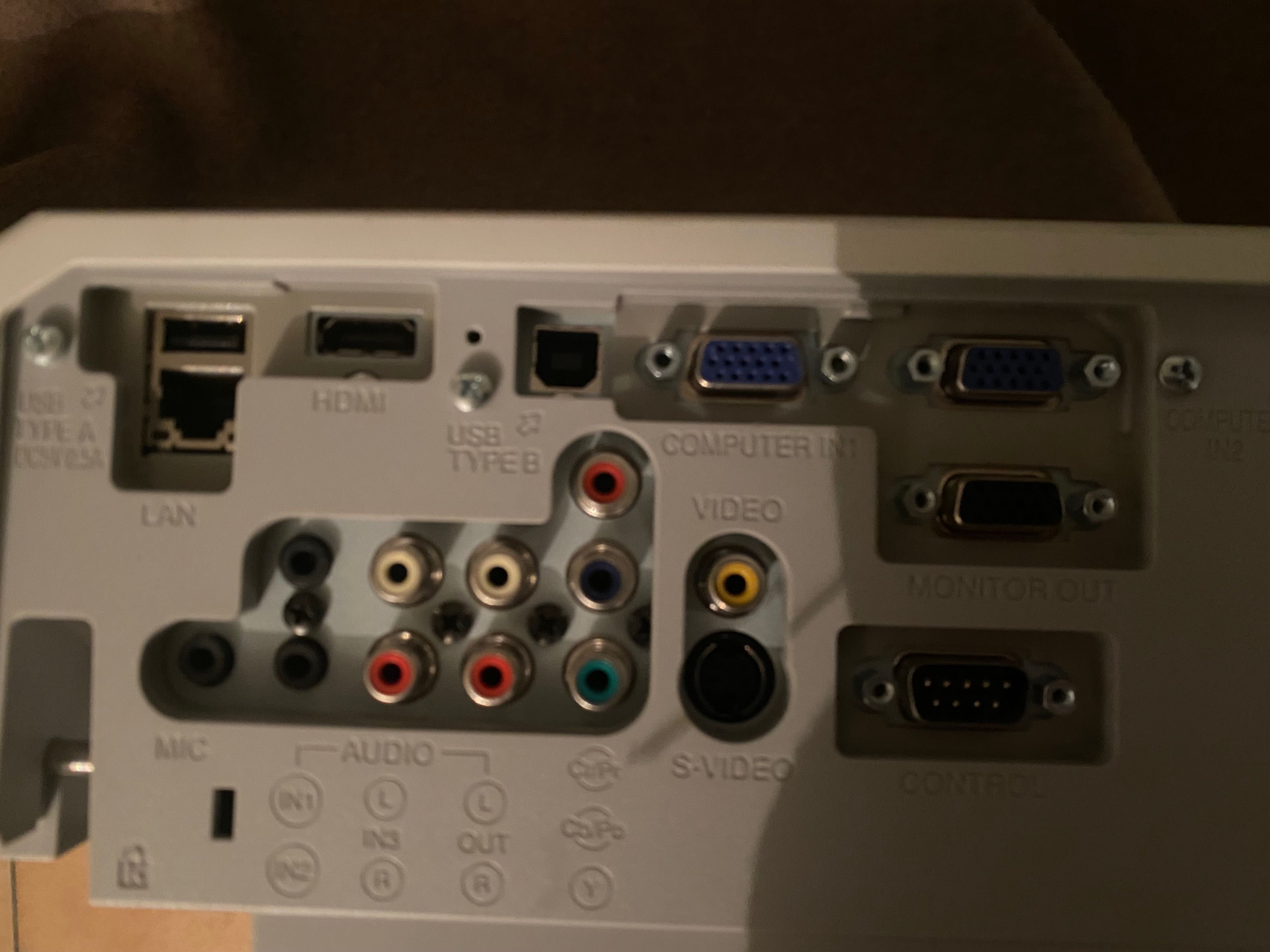 Projetor HITACHI CP-X2511N