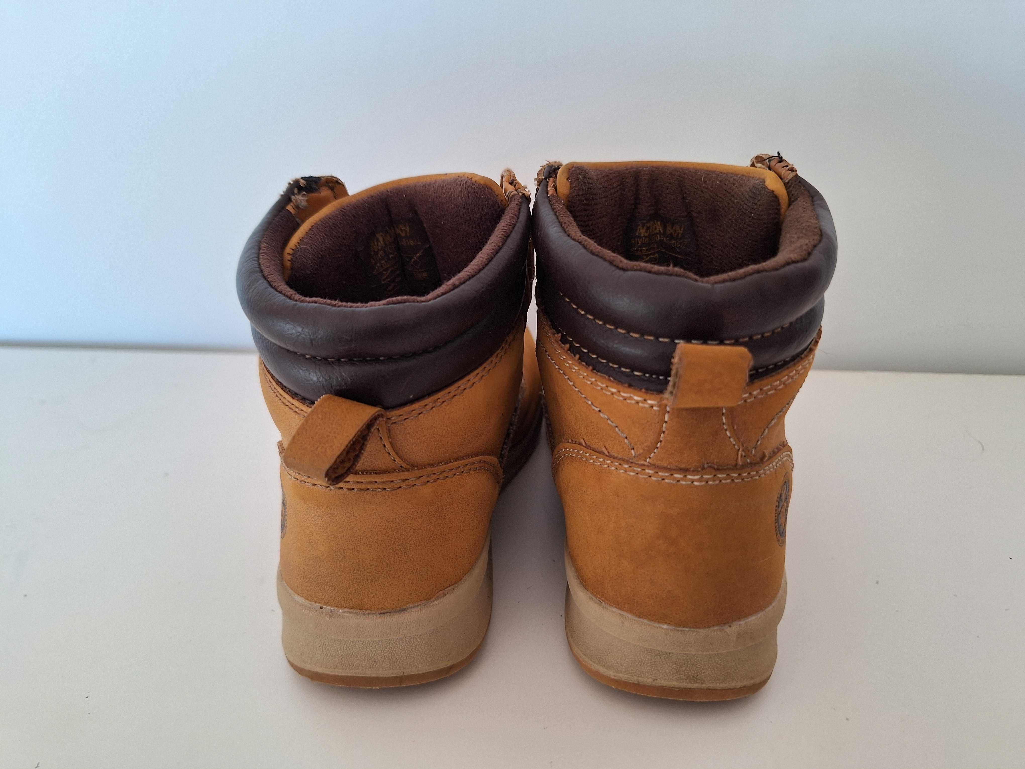 Buty dziecięce CCC Action boy trzewiki zimowe rozmiar 29 w bdb stanie