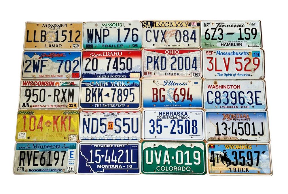 20 oryginalnych tablic rejestracyjnych z USA