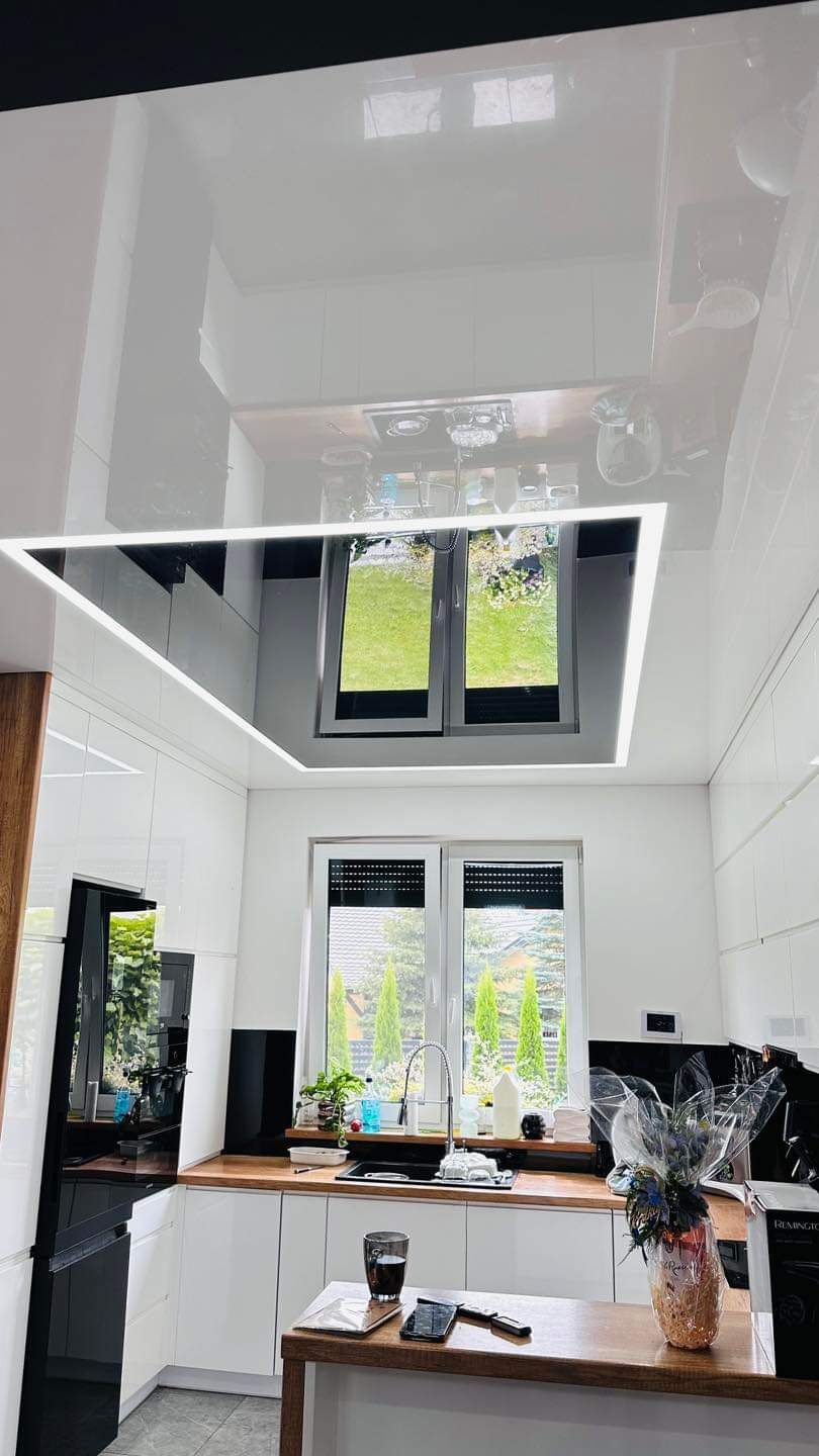 Sufit napinany z 15letnia gwarancją+ oświetlenie LED