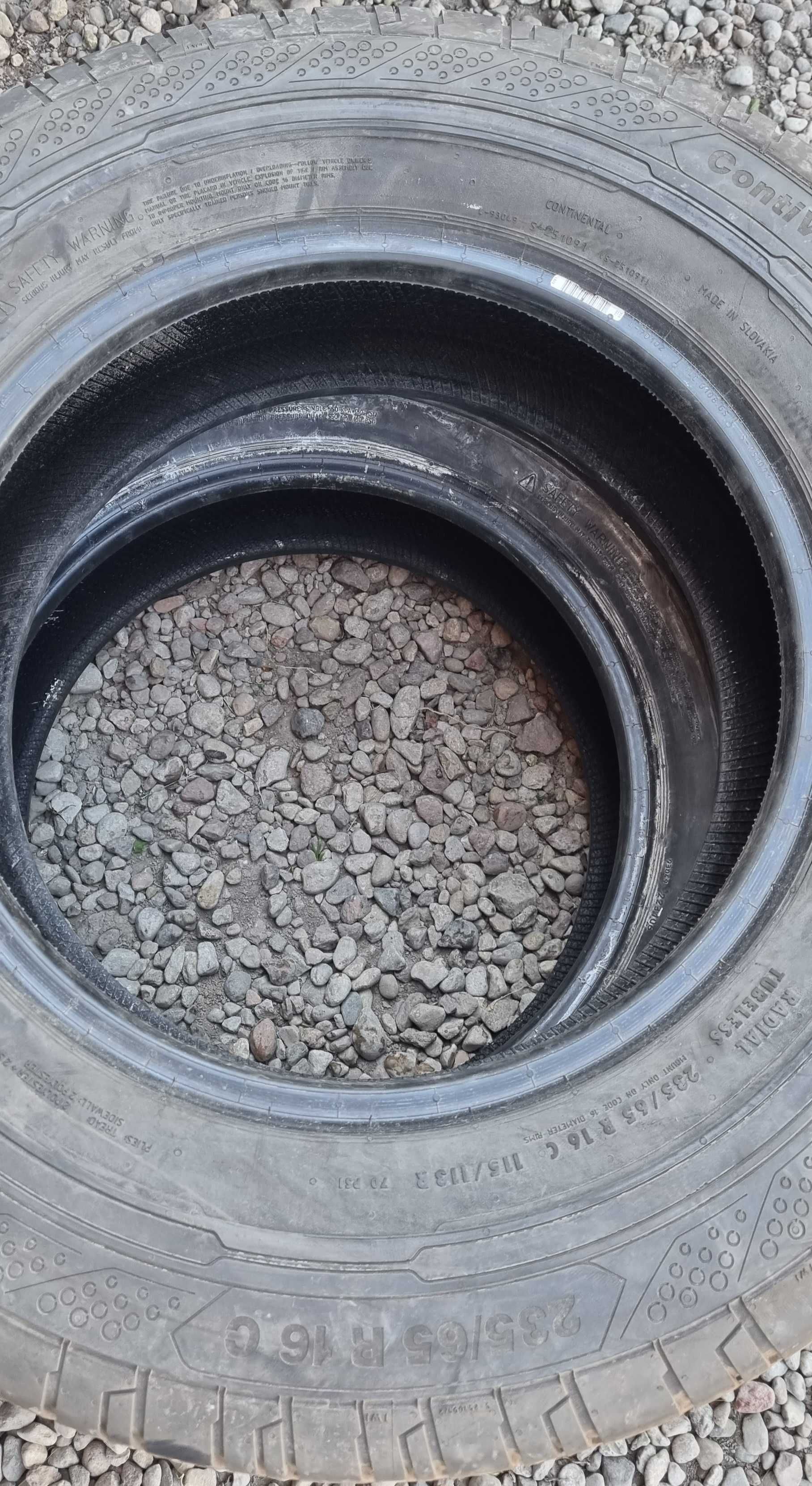 235/65R16C Continental Conti Van Contact 200 Lato