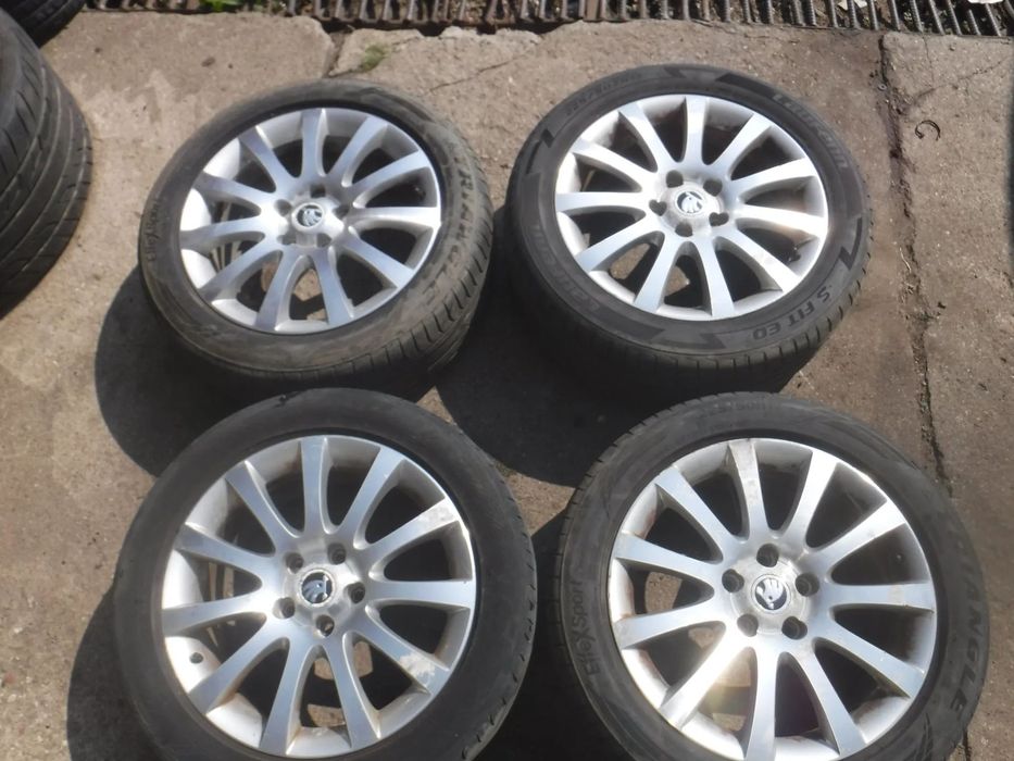 Skoda Yeti Lift Octavia Superb Vw Passat Golf Audi Seat alufelgi 5X112 17 ET45 7j 5L0601025D