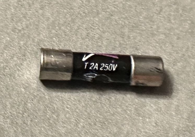 Bezpiecznik Synergistic Research Purple