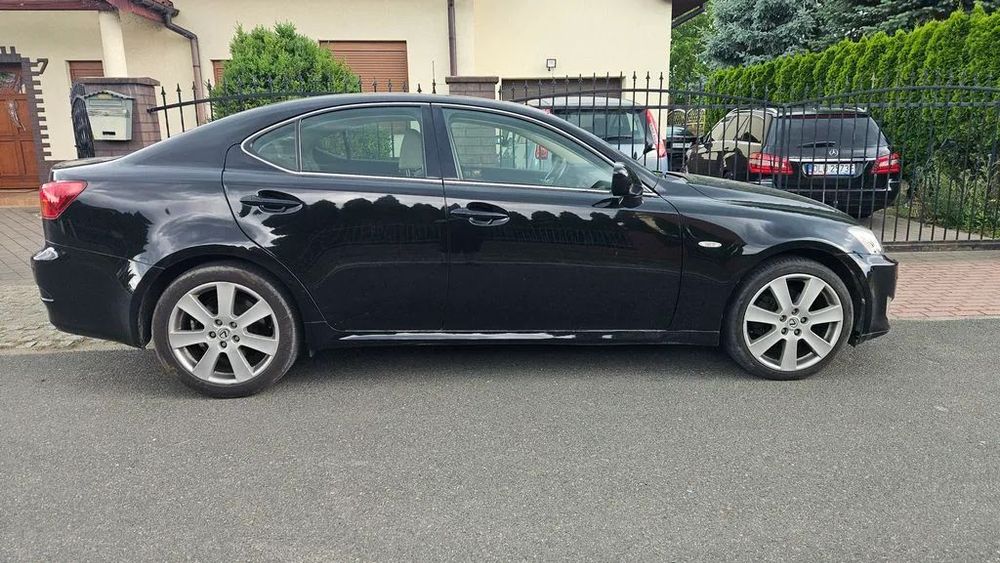 Lexus IS Zadbany, uszanowany, nie dla każdego...
