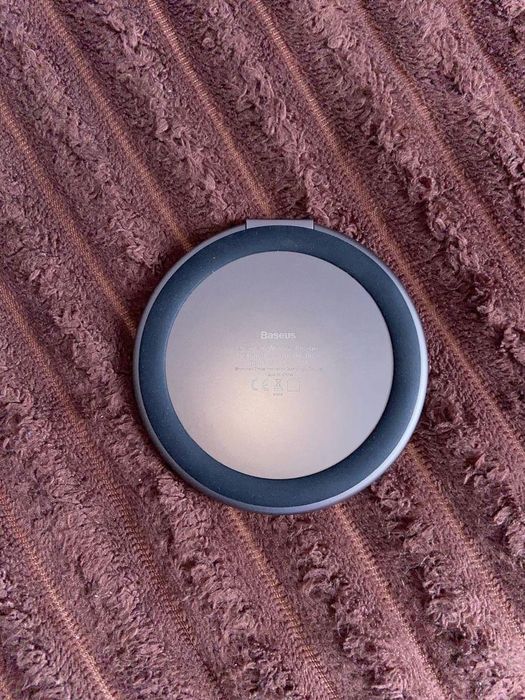 Беспроводная зарядка Baseus