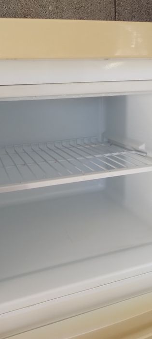 Frigorífico  a funcionar perfeitamente