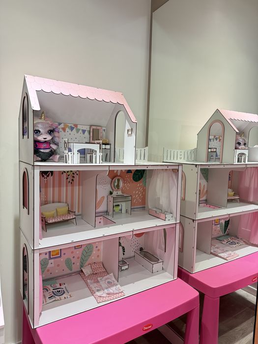 Дитячий ляльковий будинок.