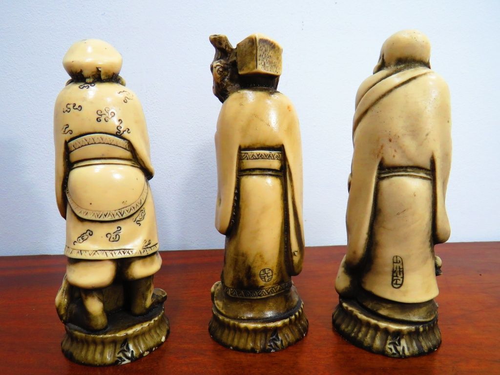 Conjunto de 3 figuras chinesas.