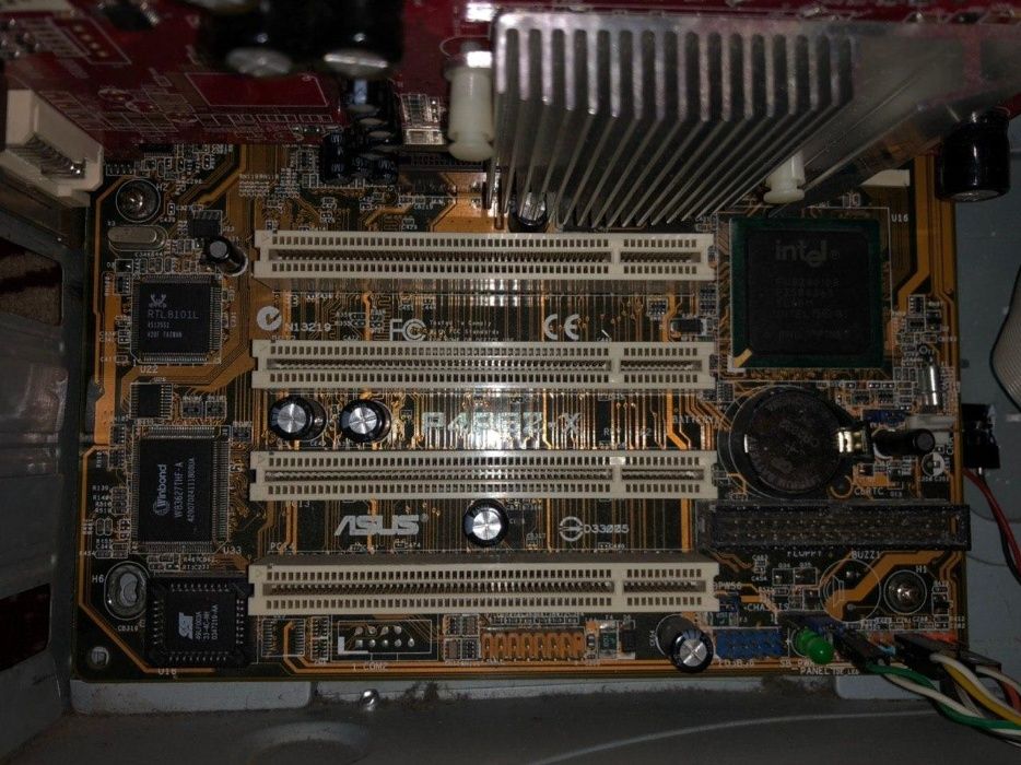 Материнская плата ASUS P4PE2-X / L com порт