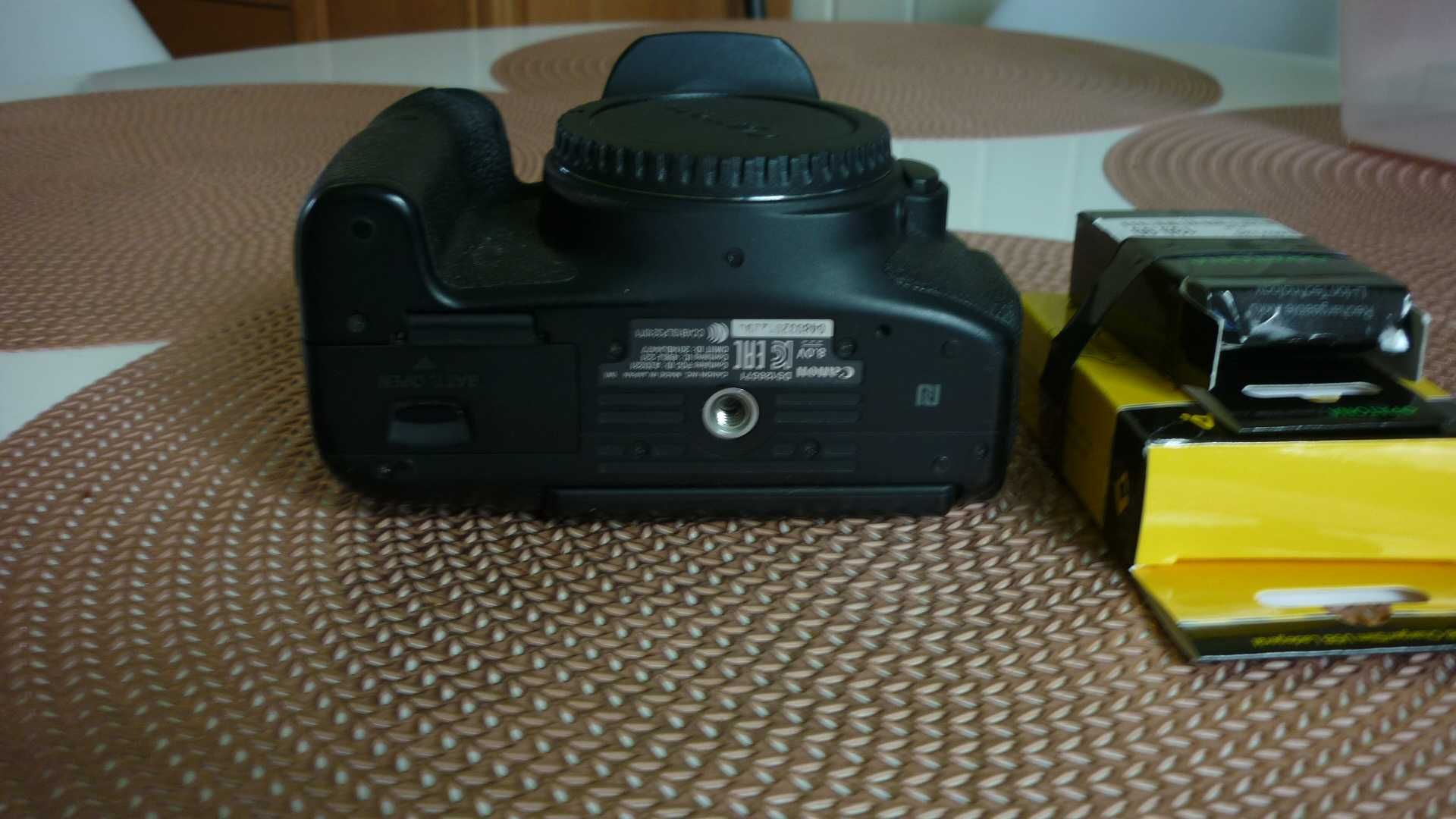 Aparat Canon 750D